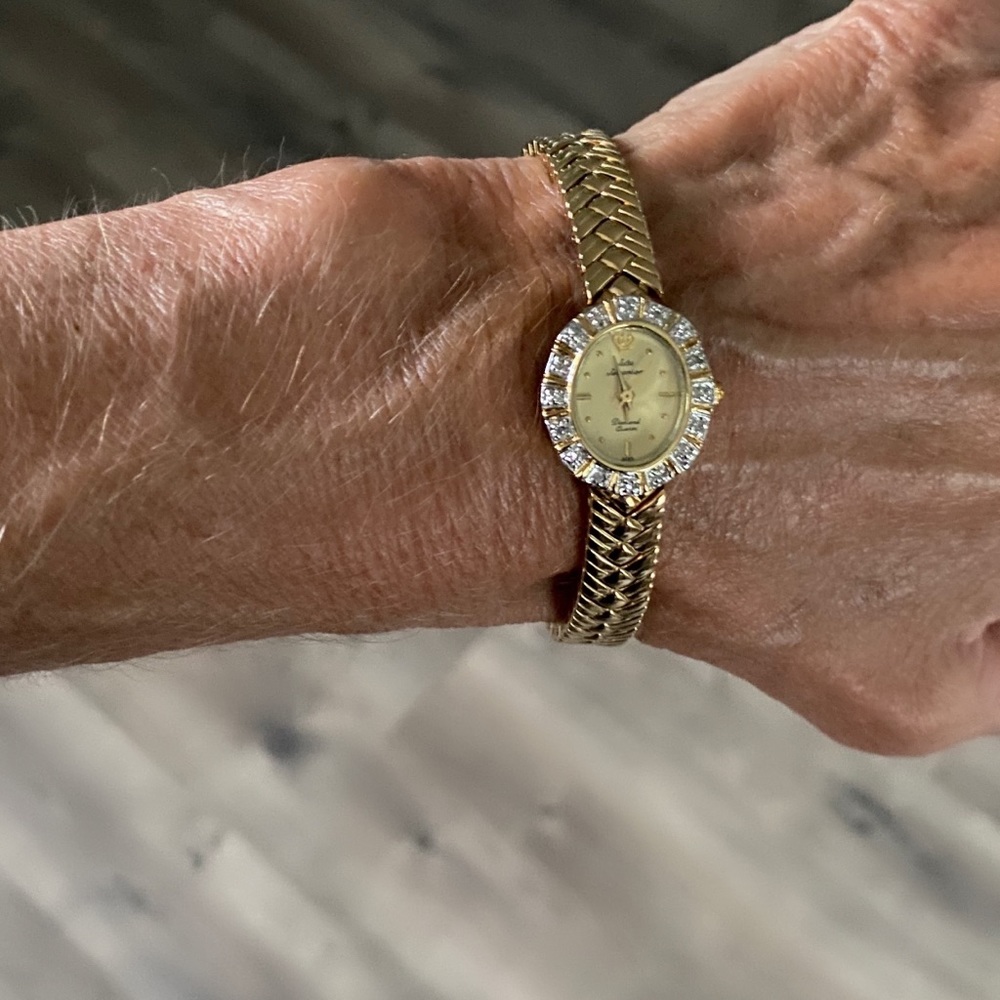 Ladies Gold Watch
